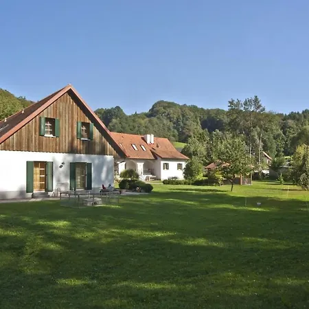 In The Vineyard Nussberg Ferienhaus *