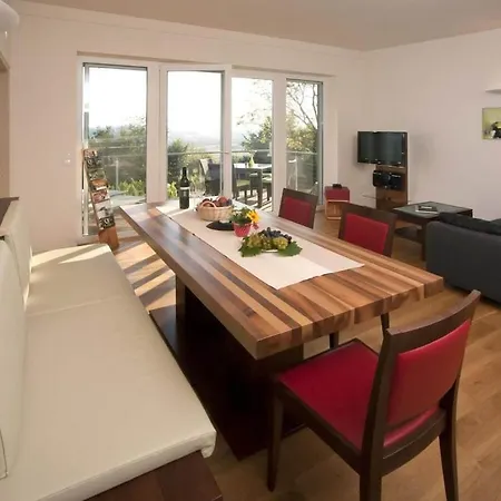 In The Vineyard Nussberg Ferienhaus *